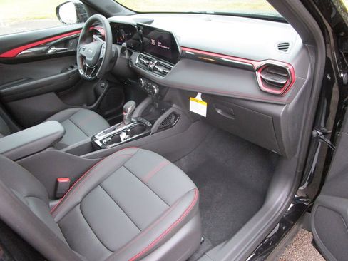 New 2026 Chevrolet TrailBlazer RS w/ Convenience Package image 17