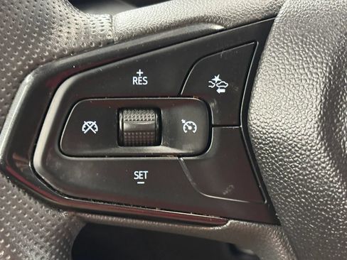 Used 2024 Chevrolet Trax LS w/ LS Convenience Package FWD image 45