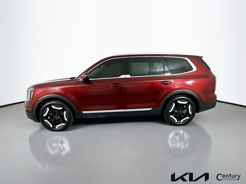 Certified 2024 Kia Telluride EX w/ EX Captain's Chair Package image 8