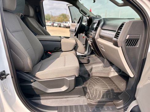 Used 2022 Ford F350 XLT w/ XLT Value Package image 32