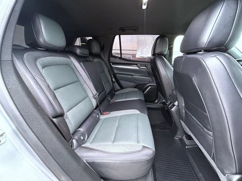 Used 2026 GMC Terrain AT4 w/ Convenience Package III AWD/4WD image 20