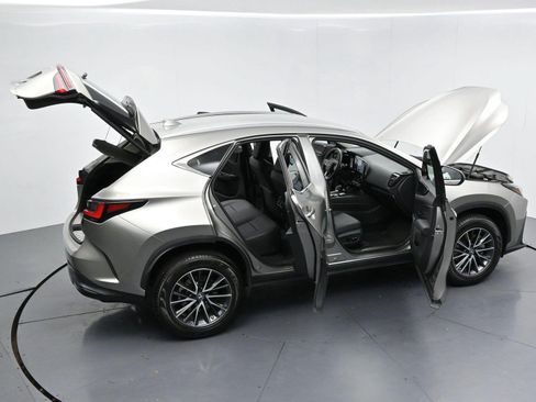 Used 2022 Lexus NX 250 FWD w/ Towing Package (2000 Lbs) image 41