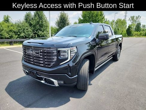Used 2025 GMC Sierra 1500 Denali Ultimate AWD/4WD image 3