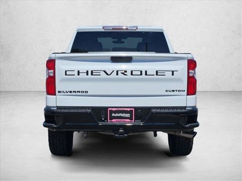 Certified 2021 Chevrolet Silverado 1500 Custom Trail Boss w/ LPO, Dark Essentials Package AWD/4WD image 7