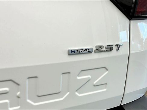 Used 2023 Hyundai Santa Cruz Limited w/ Winter Package image 9