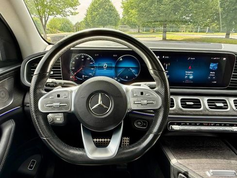 Used 2022 Mercedes-Benz GLE 350 4MATIC w/ AMG Line Exterior image 21