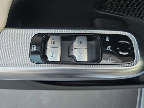 New 2026 Mercedes-Benz E 350 4MATIC Sedan image 29