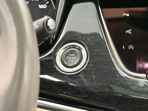 Certified 2023 Cadillac XT6 Premium Luxury w/ Technology Package image 24