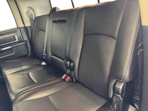 Used 2014 RAM 2500 Laramie w/ Black Appearance Group AWD/4WD image 16