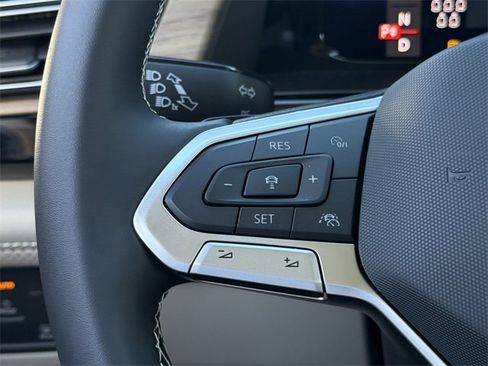 New 2026 Volkswagen Atlas SE image 12