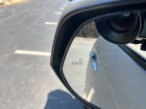 Used 2023 Toyota RAV4 XLE w/ Convenience Package image 26