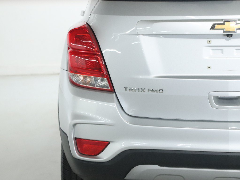 Used 2019 Chevrolet Trax LT AWD/4WD image 42