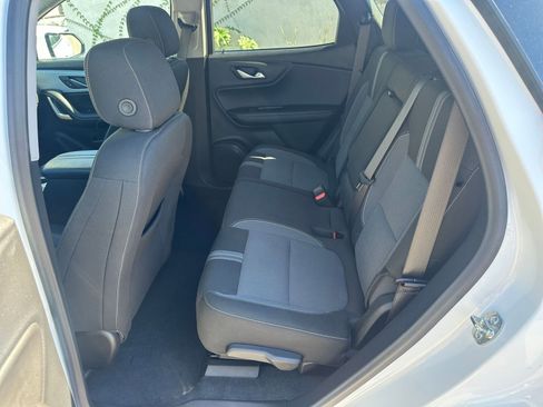 Used 2025 Chevrolet Blazer LT image 25