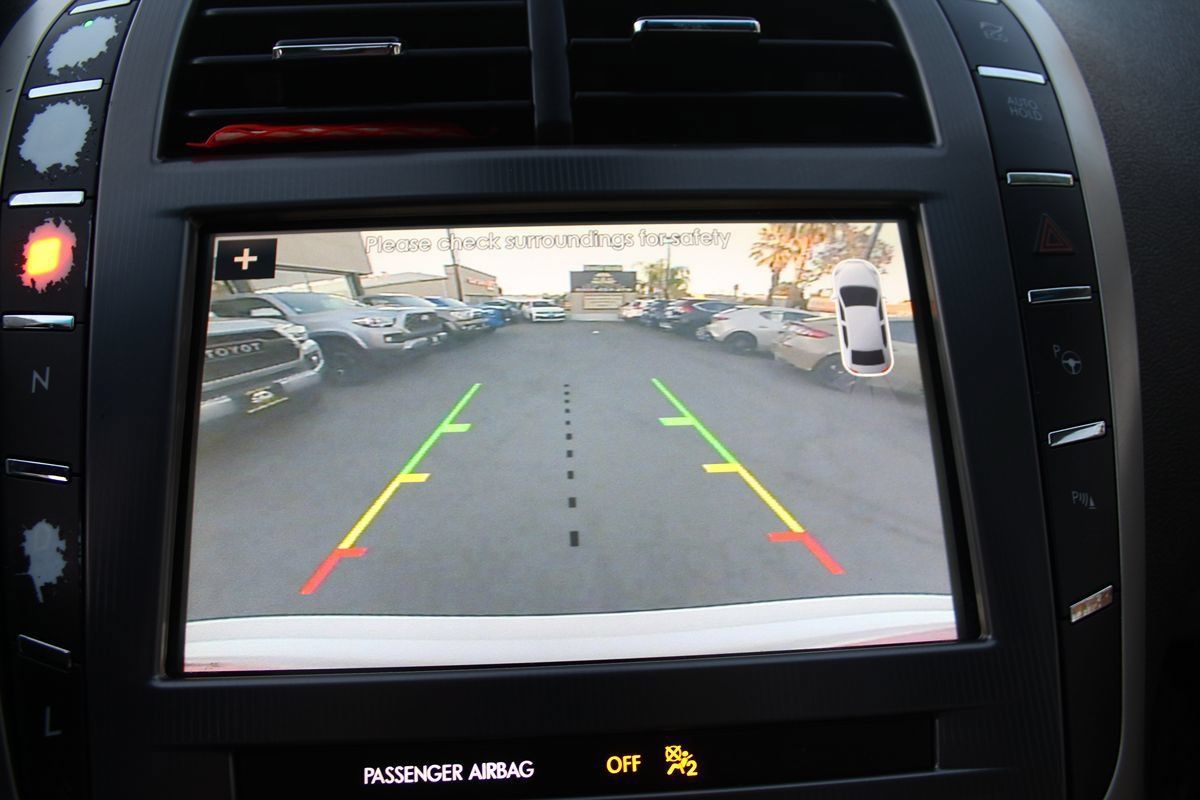 Used 2017 Lincoln MKZ Reserve w/ Technology Package FWD image 29