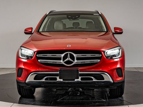 Certified 2022 Mercedes-Benz GLC 300 4MATIC image 2
