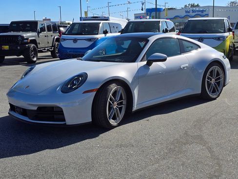 Used 2025 Porsche 911 Carrera w/ Premium Package RWD image 2