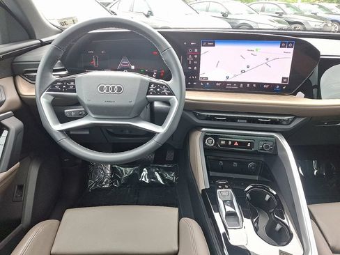 Certified 2025 Audi Q5 Premium w/ Premium Plus AWD/4WD image 12