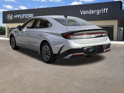 Certified 2025 Hyundai Sonata SEL image 13