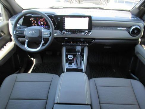 New 2025 Chevrolet Colorado ZR2 w/ ZR2 Bison Edition image 14