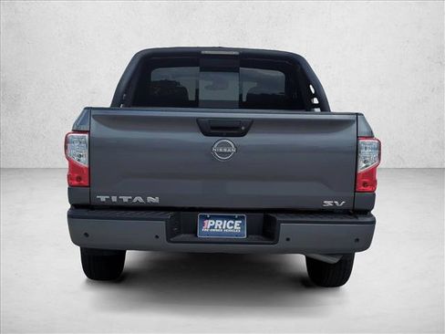 Used 2024 Nissan Titan SV RWD image 6
