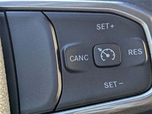 Used 2023 RAM 3500 Laramie image 30