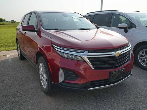 Used 2022 Chevrolet Equinox LT AWD/4WD image 3