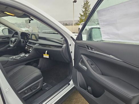 New 2026 INFINITI QX60 Luxe w/ Cargo Package image 12