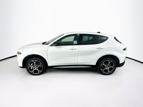 Used 2024 Alfa Romeo Tonale Ti AWD/4WD image 4