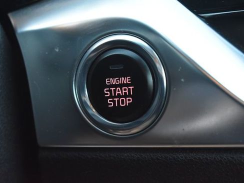 Used 2022 Kia Niro EX image 25