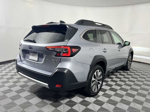 Used 2025 Subaru Outback Limited XT w/ Tech Package 2 AWD/4WD image 7