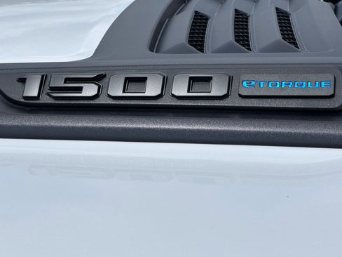 New 2026 RAM 1500 Laramie AWD/4WD image 25