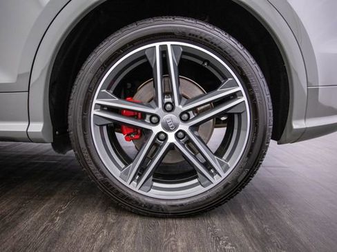 Used 2020 Audi SQ5 Premium Plus w/ Premium Plus Package image 45