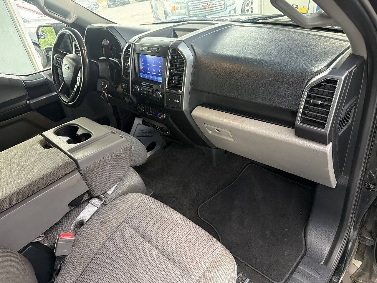 Used 2019 Ford F150 XLT w/ Equipment Group 302A Luxury AWD/4WD image 20