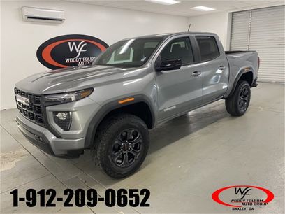 New 2025 GMC Canyon Elevation w/ Convenience Package