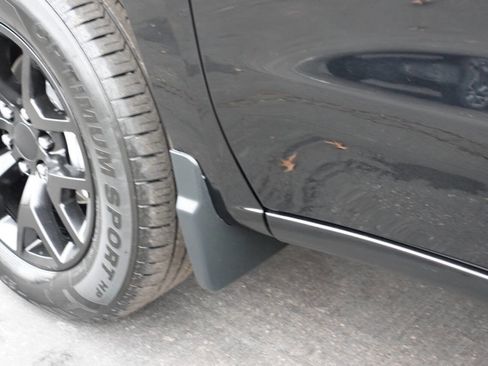 Used 2023 Chevrolet Silverado 1500 LT w/ Protection Package image 12