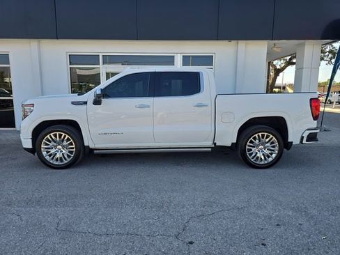 Certified 2022 GMC Sierra 1500 Denali image 4