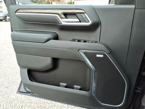 Used 2022 GMC Sierra 1500 Elevation w/ Elevation Premium Package image 30