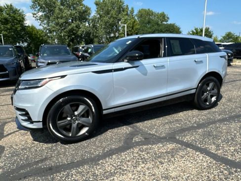 Used 2025 Land Rover Range Rover Velar Dynamic SE AWD/4WD image 10