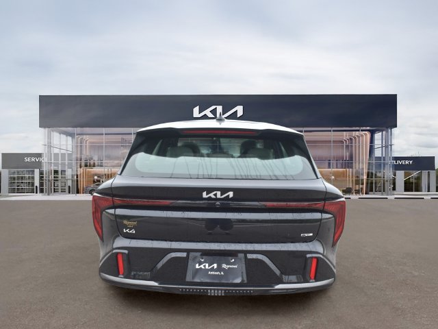New 2026 Kia K4 EX w/ GT-Line Premium Package FWD image 5