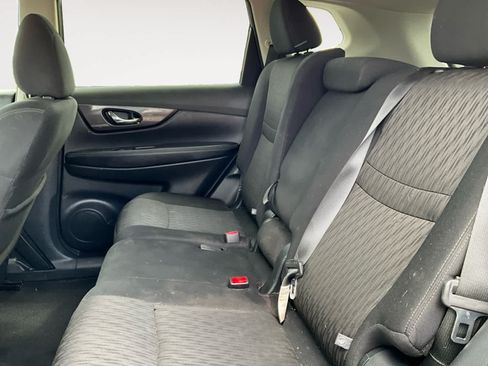 Used 2020 Nissan Rogue SV w/ Premium Package AWD/4WD image 21