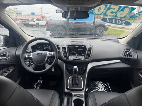 Used 2014 Ford Escape SE w/ Equipment Group 201A FWD image 11