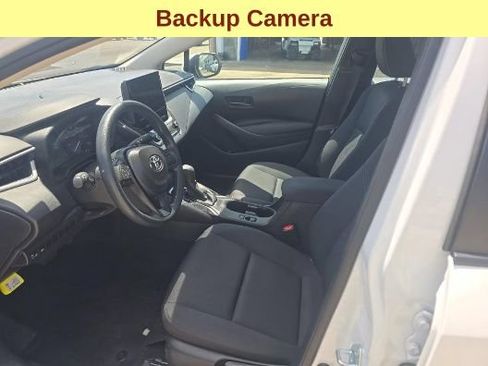 Used 2025 Toyota Corolla LE FWD image 10
