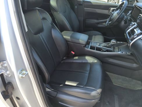 Used 2021 Kia Sorento S w/ Panoramic Sunroof Package FWD image 39