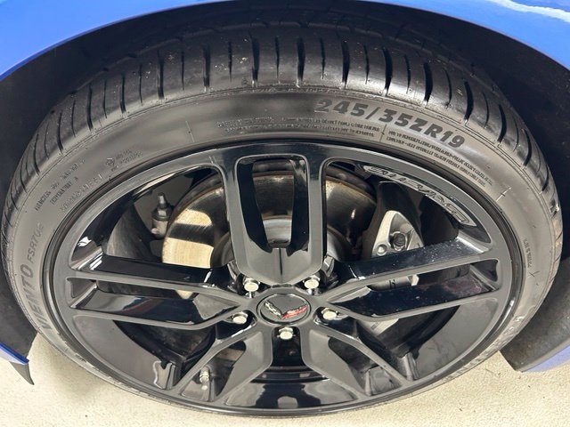 Used 2019 Chevrolet Corvette Stingray Coupe w/ Battery Protection Package RWD image 9