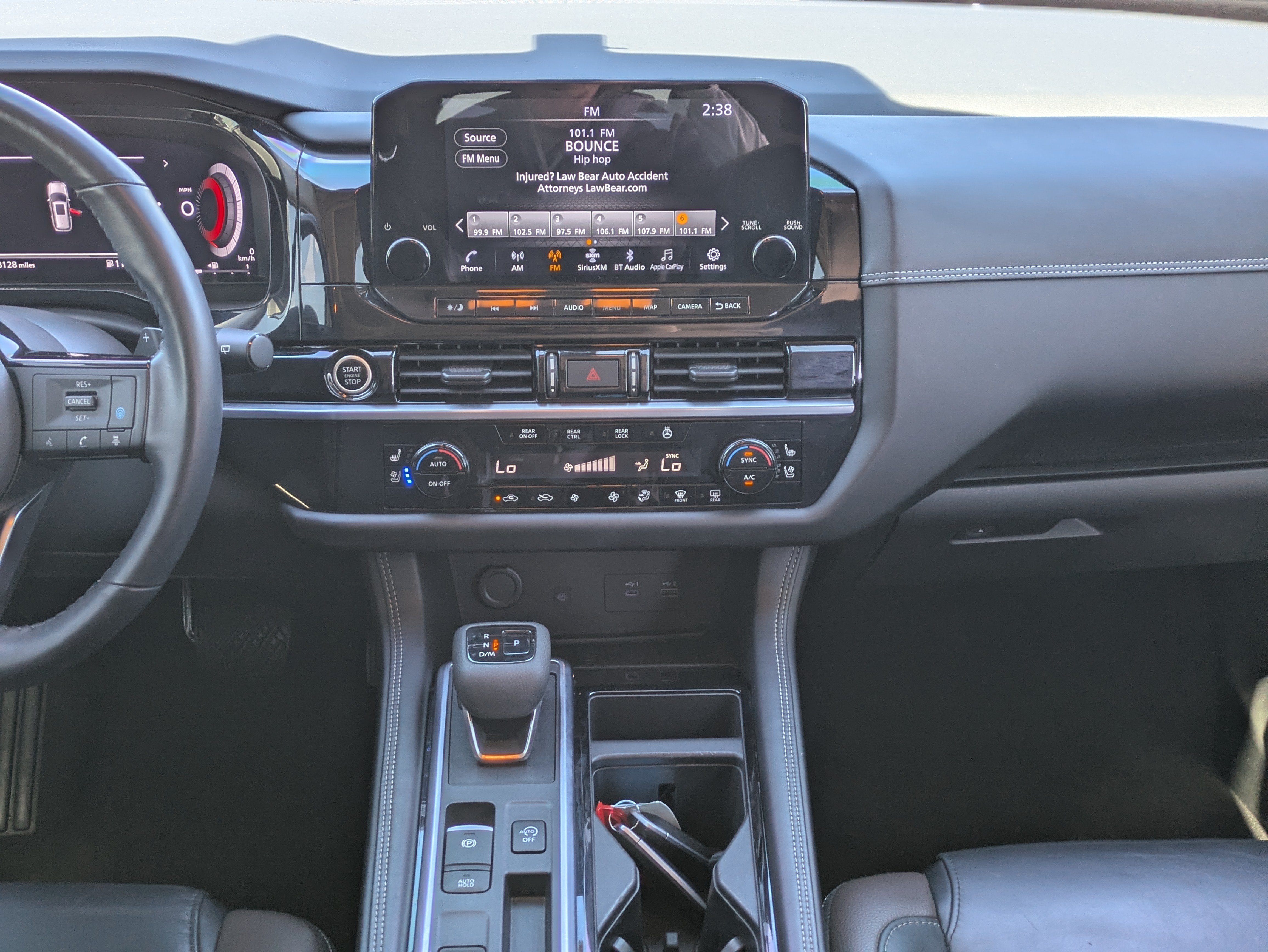 Used 2023 Nissan Pathfinder Platinum w/ Cargo Package FWD image 18