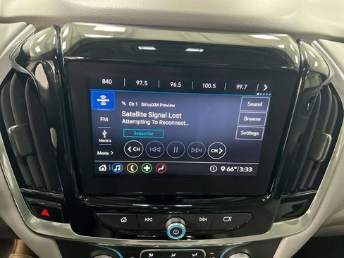 Used 2020 Chevrolet Traverse LT w/ LPO, 'HIT The Road' Package AWD/4WD image 14