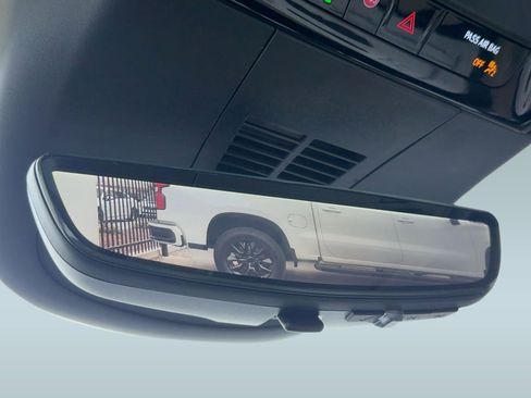 Certified 2024 Cadillac Lyriq Sport w/ Nappa Leather Package image 19