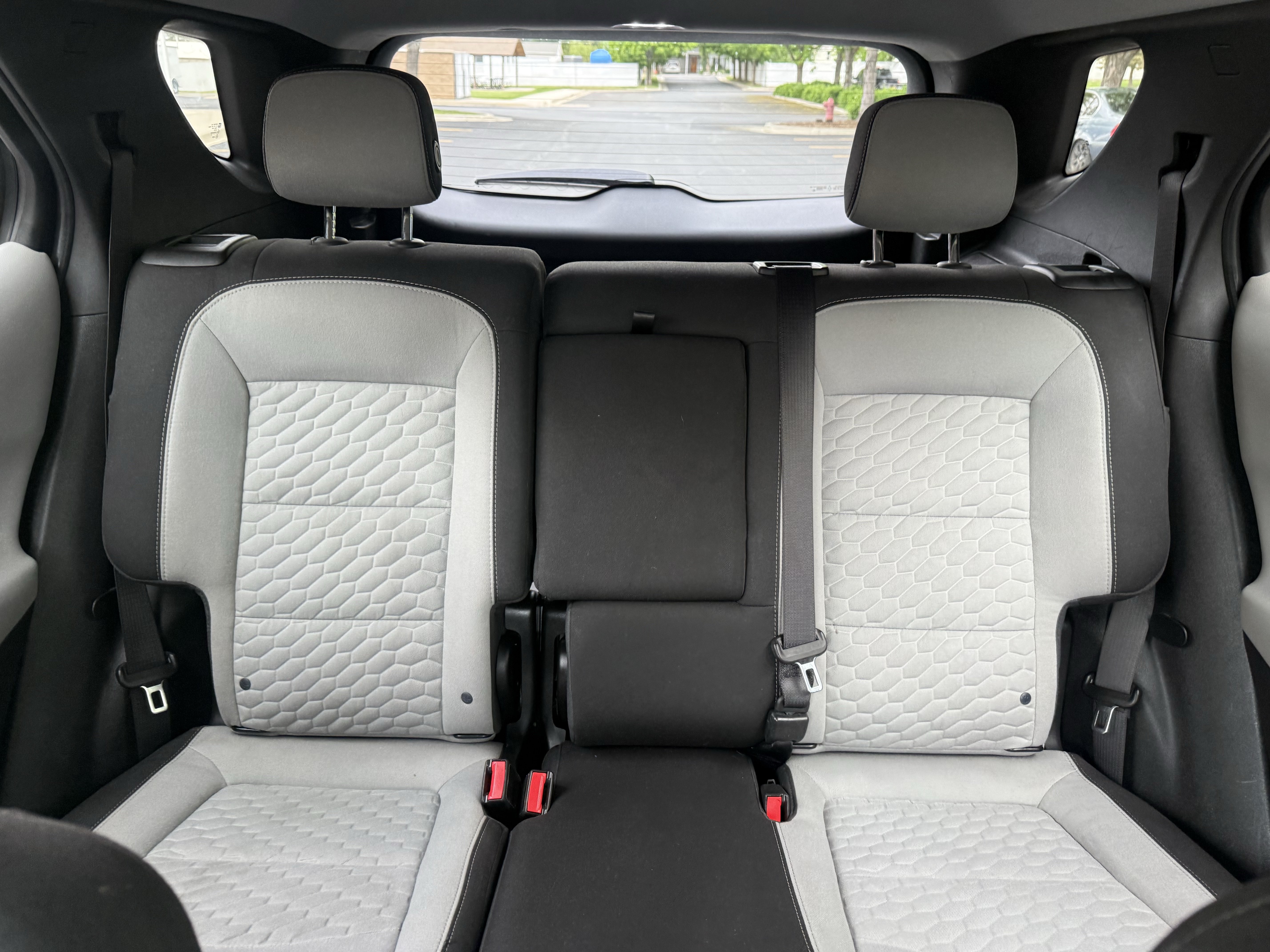 Used 2019 Chevrolet Equinox LS AWD/4WD image 12