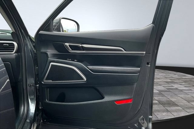Certified 2024 Kia Telluride S w/ S Sunroof Package AWD/4WD image 29