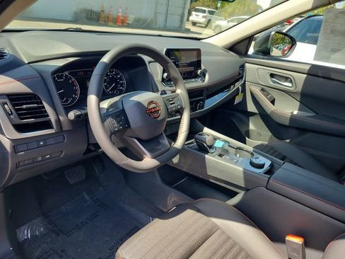 New 2026 Nissan Rogue SV AWD/4WD image 7